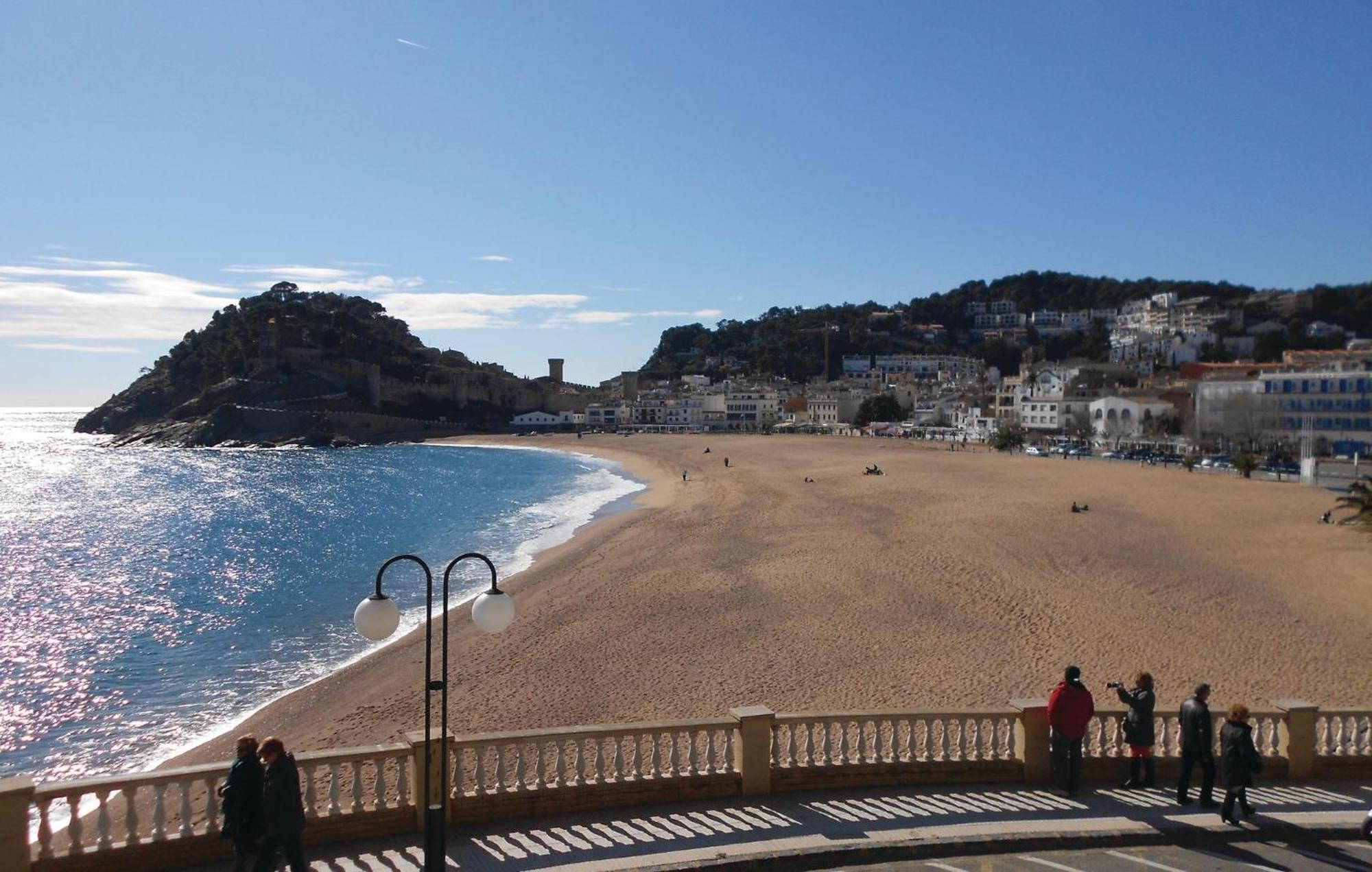 Stunning Apartment In Tossa De Mar With Wifi Esterno foto