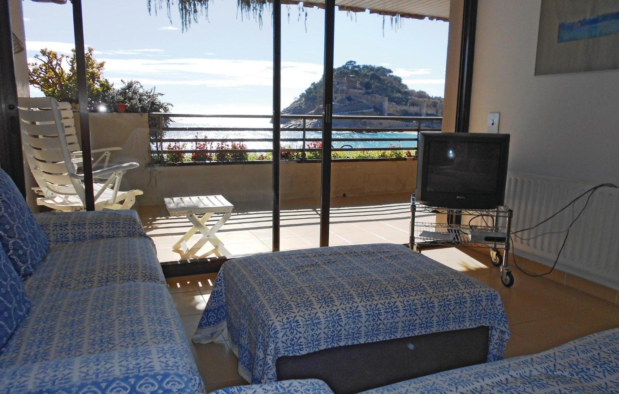 Stunning Apartment In Tossa De Mar With Wifi Esterno foto