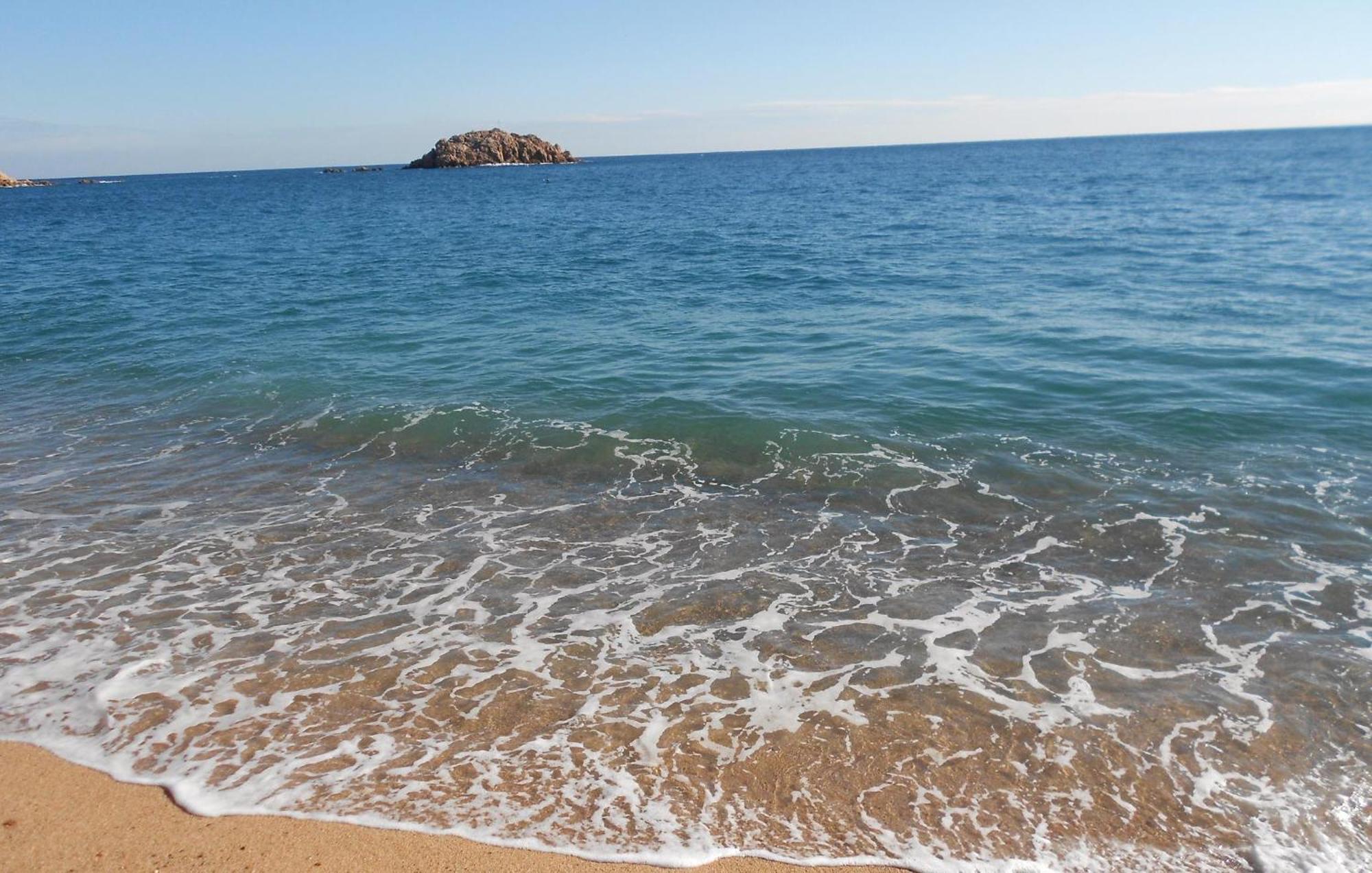 Stunning Apartment In Tossa De Mar With Wifi Esterno foto