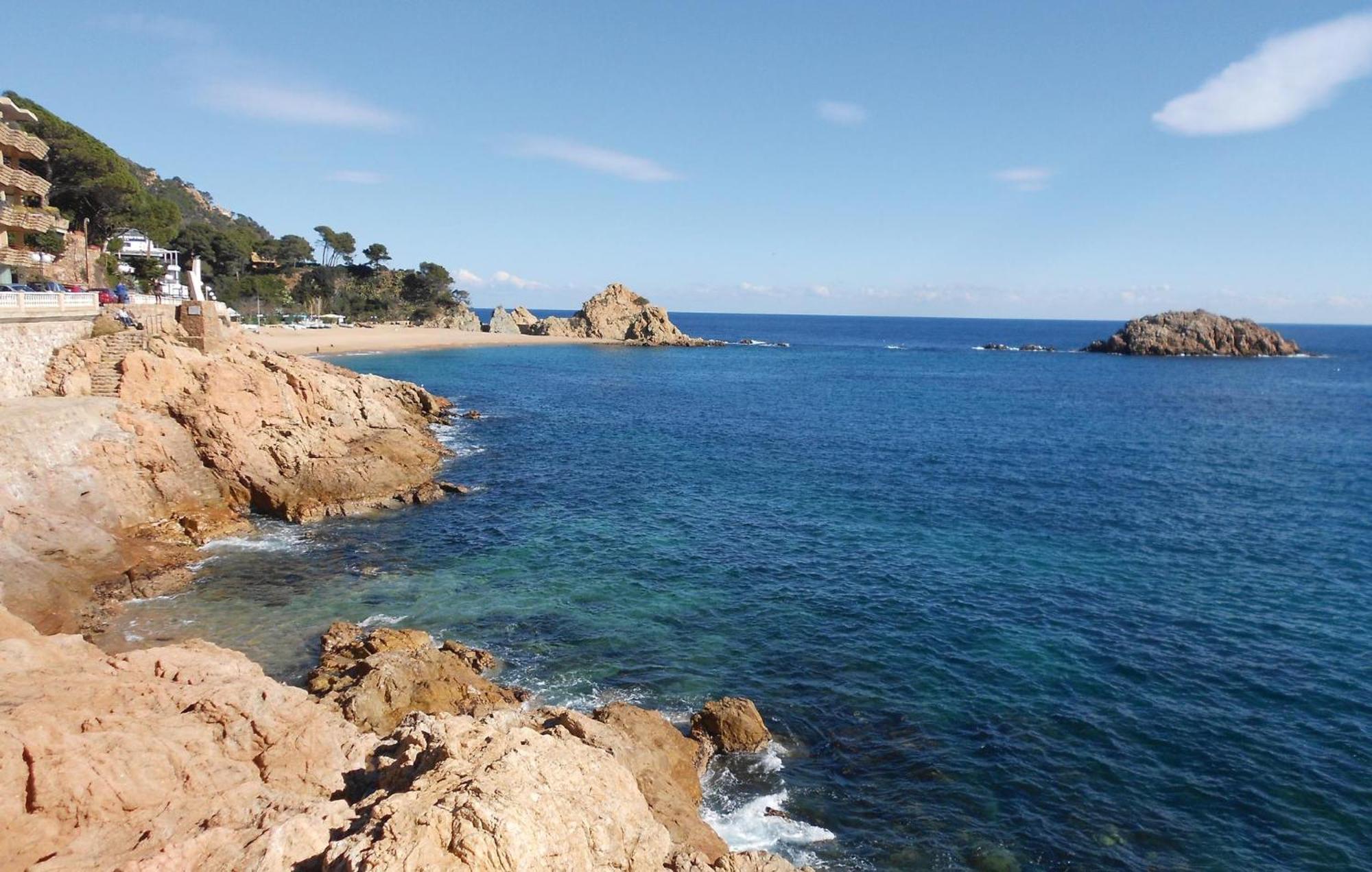 Stunning Apartment In Tossa De Mar With Wifi Esterno foto