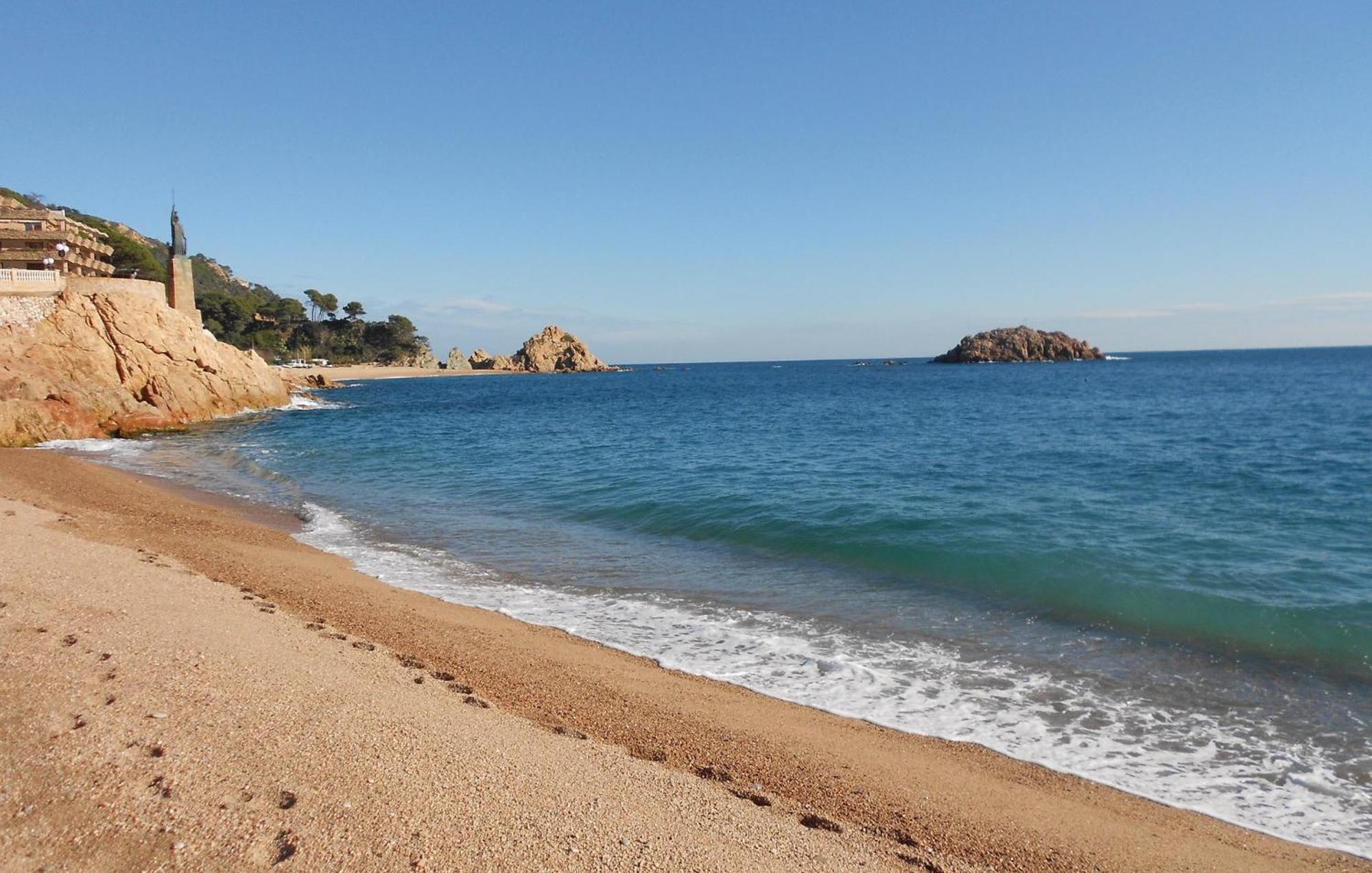 Stunning Apartment In Tossa De Mar With Wifi Esterno foto